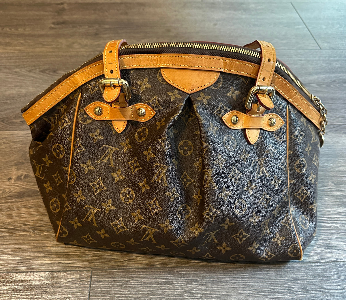 Louis Vuitton Tivoli GM