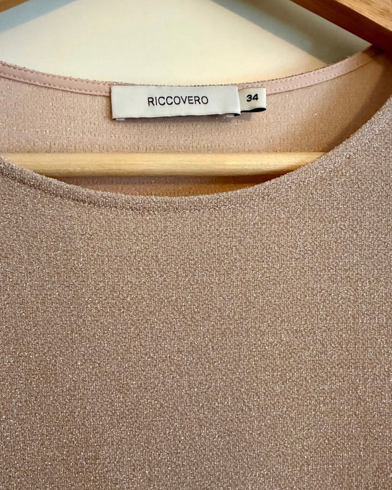 Gullfarget T-shirte