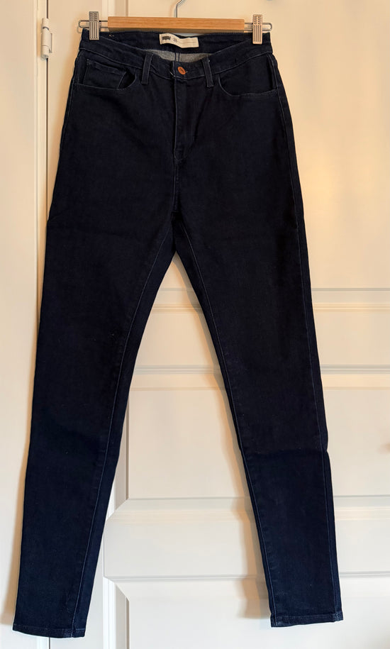 Levis jeans