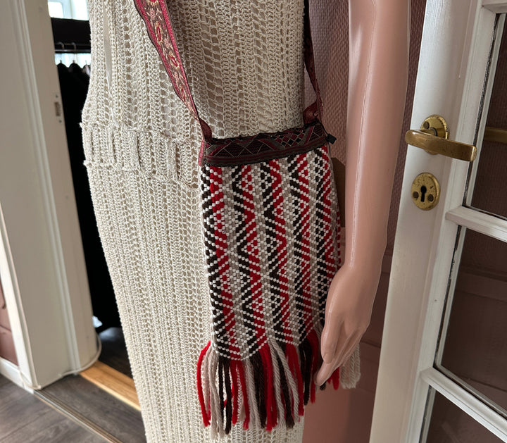 COCOO NO Liten crossbody-veske i ull