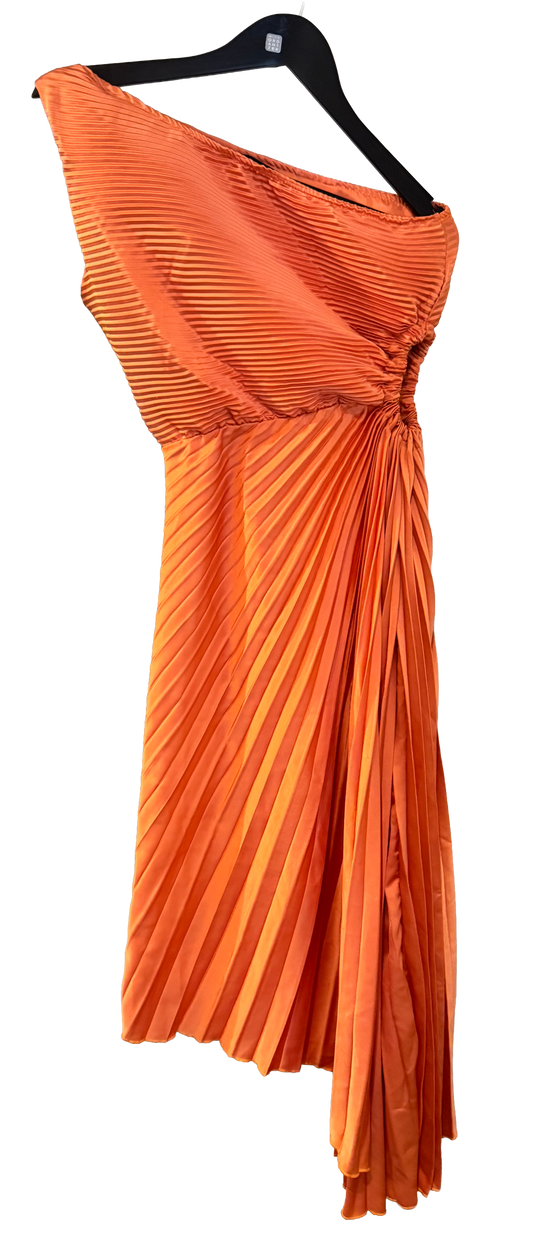 Oransje kjole