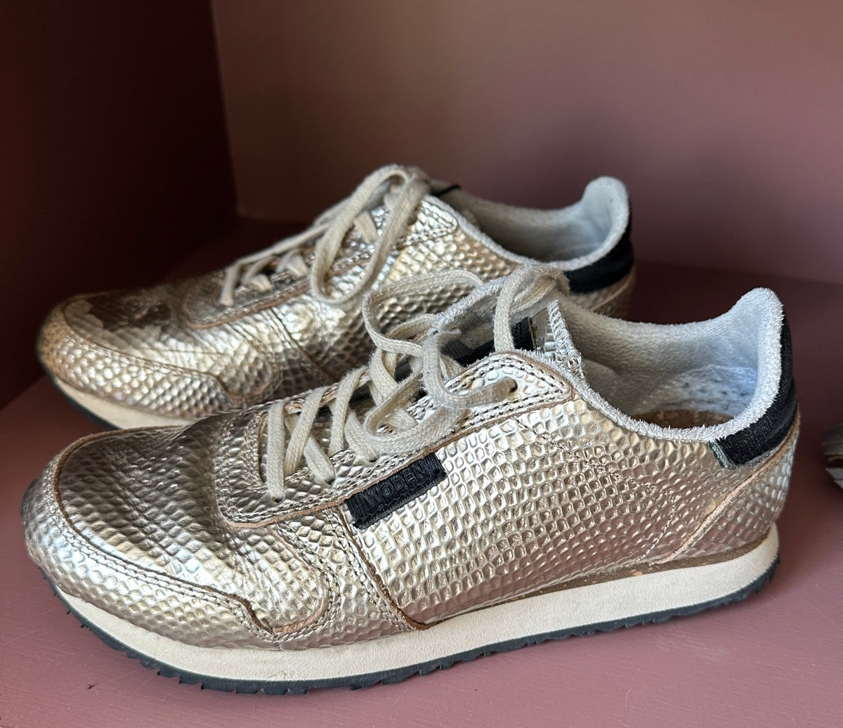 Gullsneakers - Woden