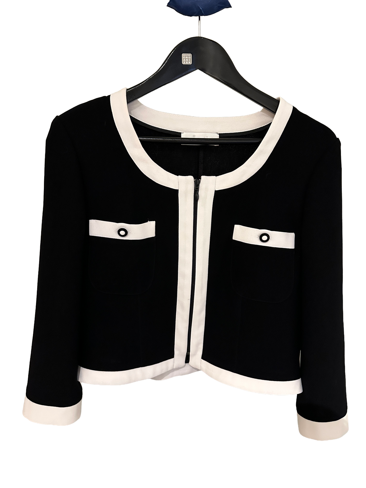 Kort dresset jakke fra Elinette
