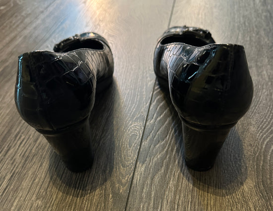 Behagelige pumps fra Stuart Wietzman
