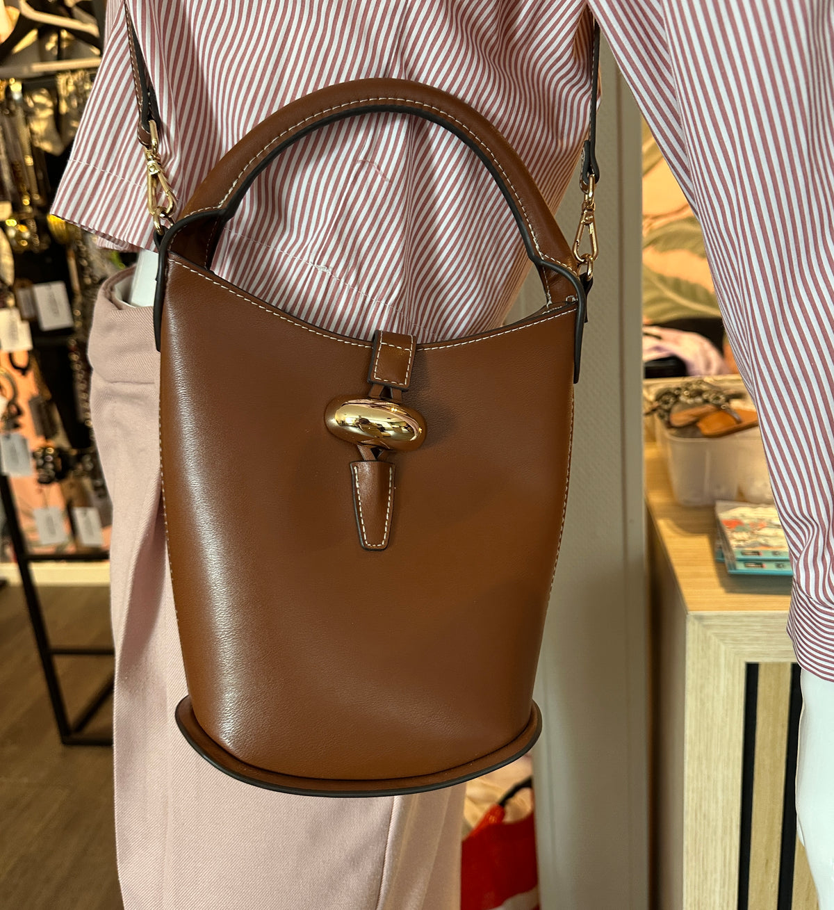 Cross-body håndveske – H&M