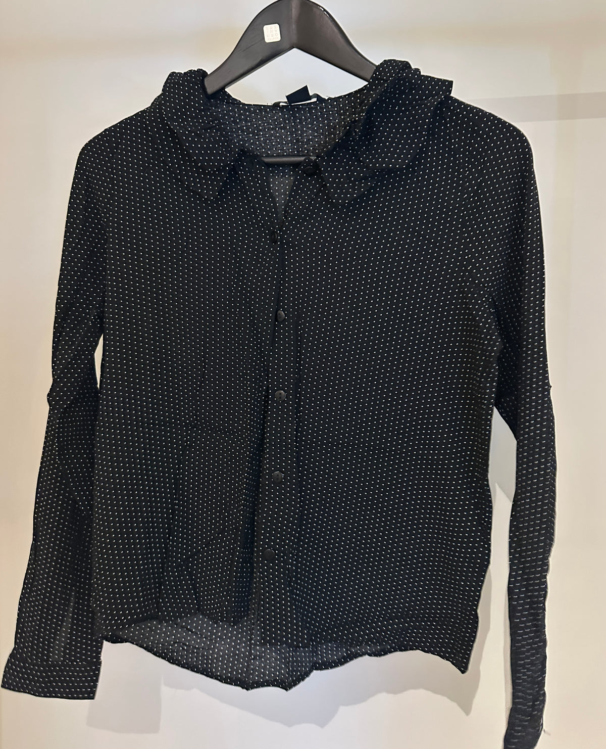 Prikkete bluse – Monki