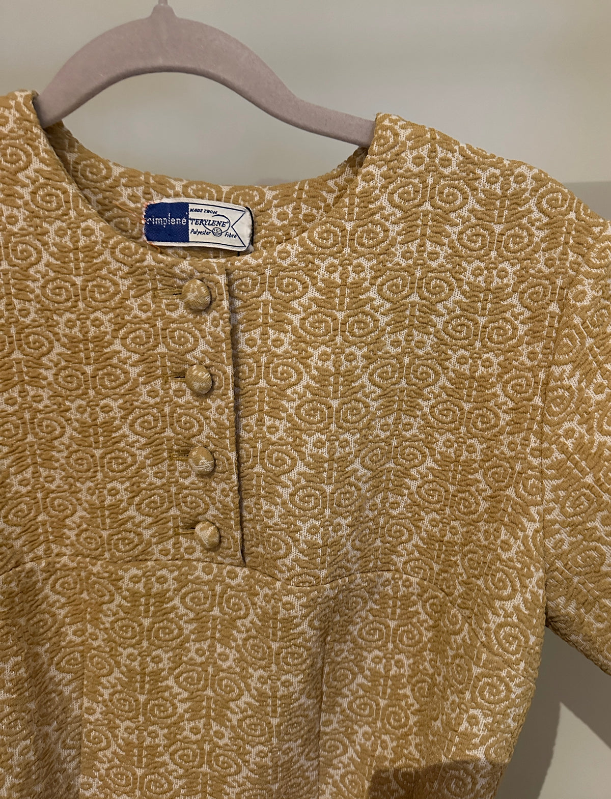 Vintage kjole – Rimplene
