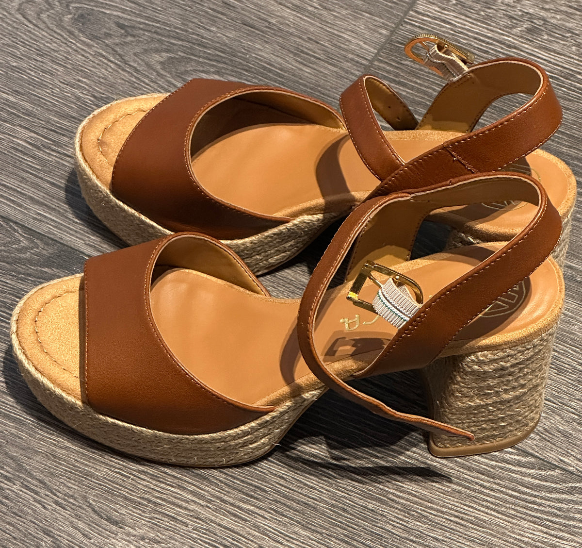 Unisa platåsandal