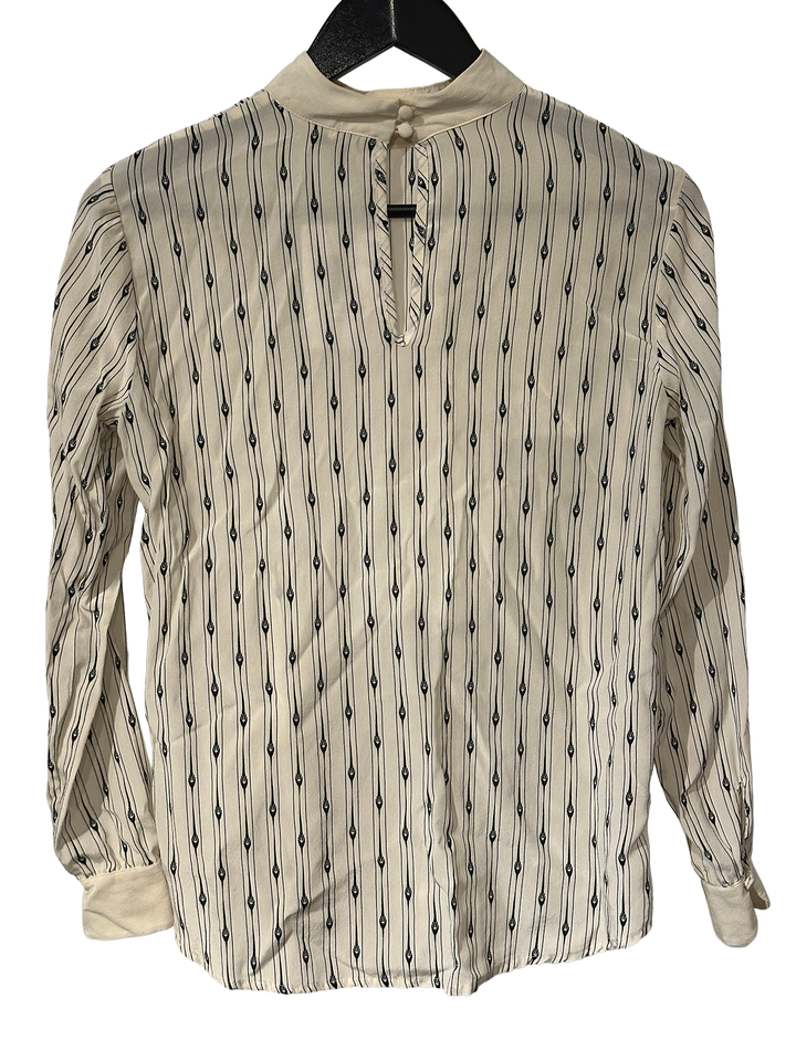 Bluse i 100% silke fra Levete