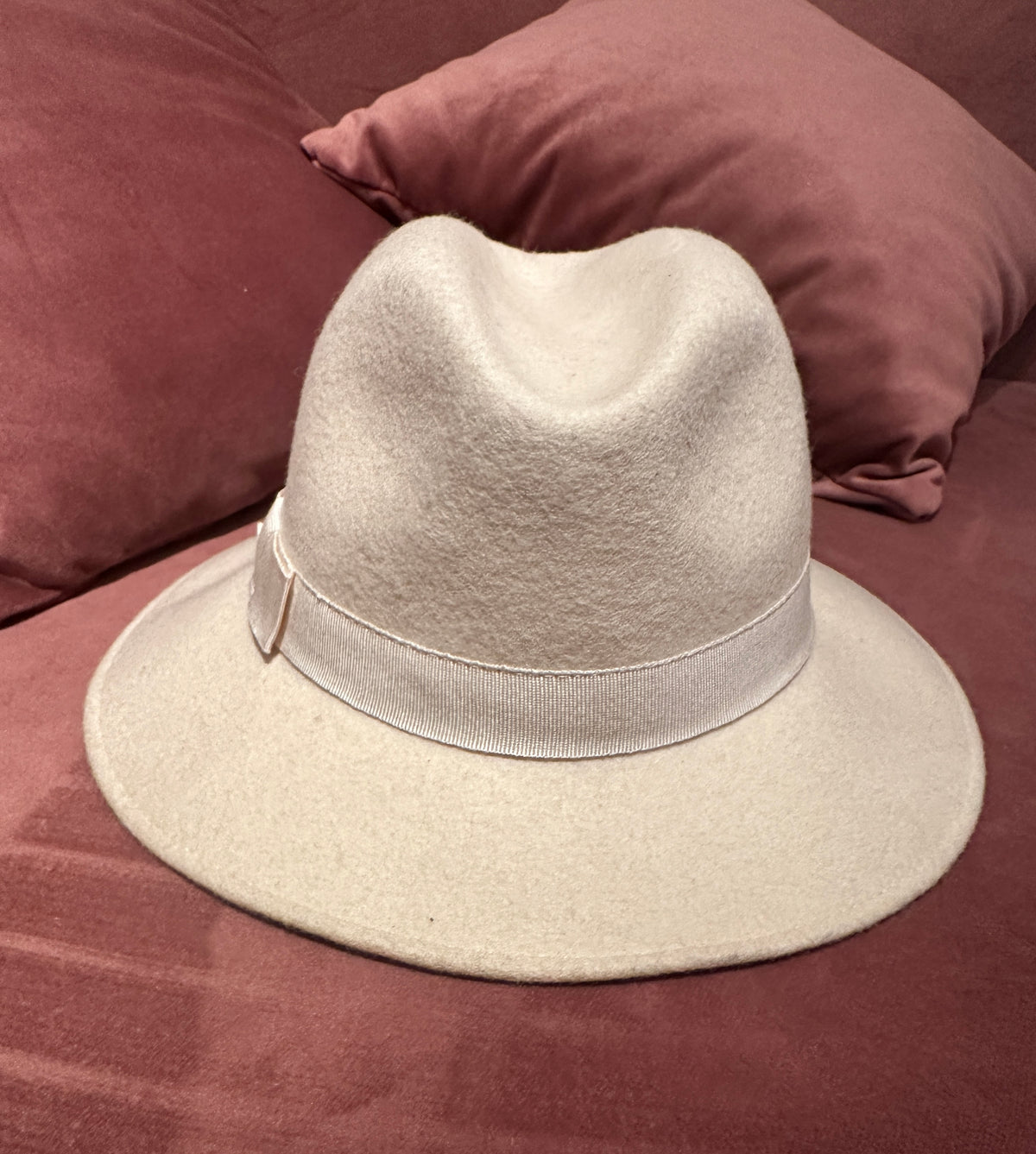 Hatt i ull