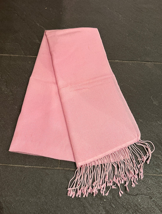 Lite rosa cashmereskjerf